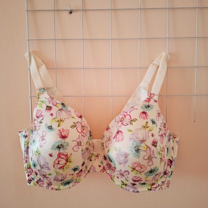 Секси сутиен, НОВ, размер 36 D