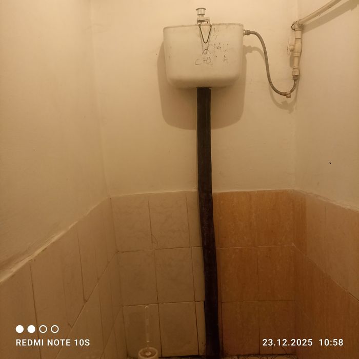 Комната общага, Новый рынок