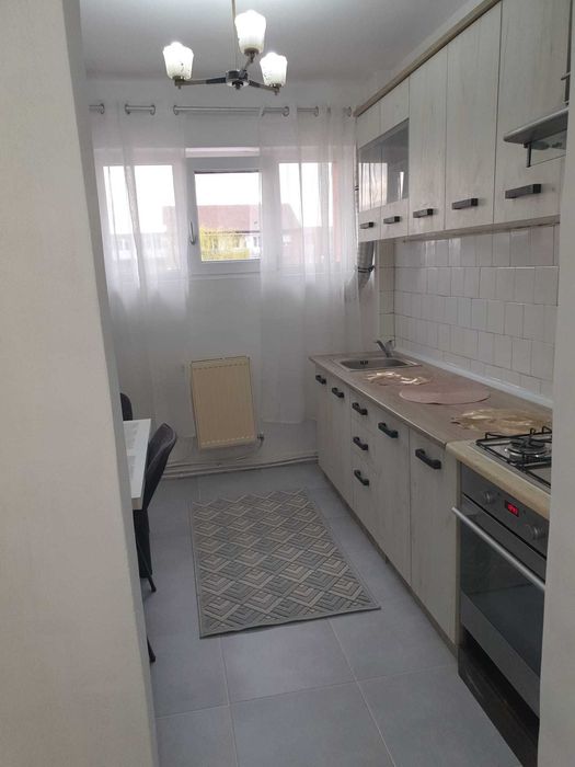 Vand apartament 2 camere centru