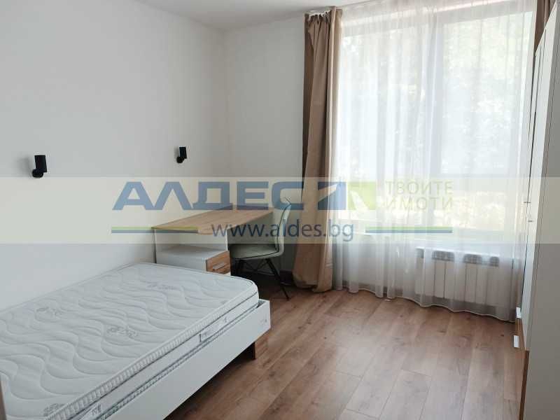 Дава се под наем Четиристаен апартамент в София, Изток - 140 кв.м за 1530 € - Снимка #9