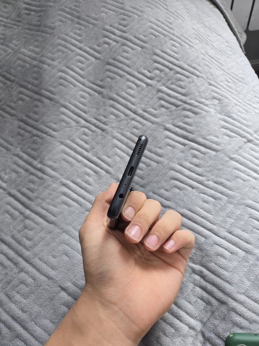 Самсунг а13 на 128/4 гб