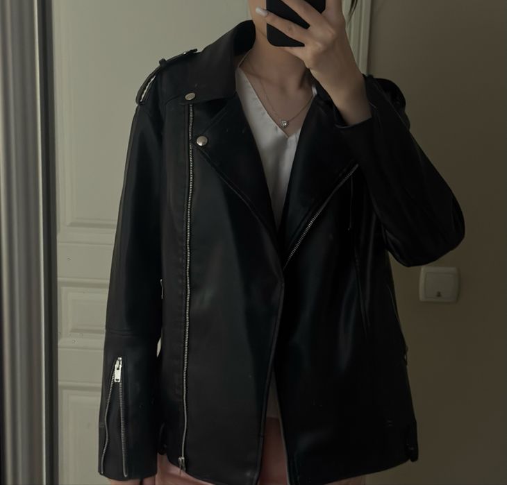 продам кожаную куртку