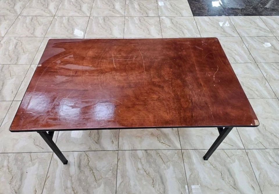 Столы стулья в аренду