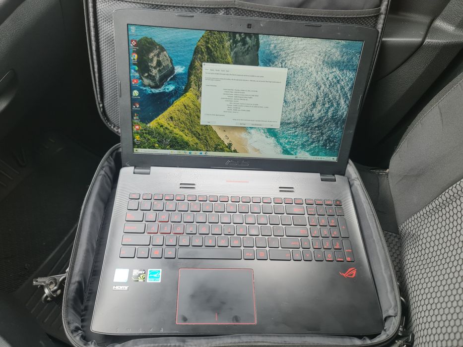 Vand laptop asus rogue
