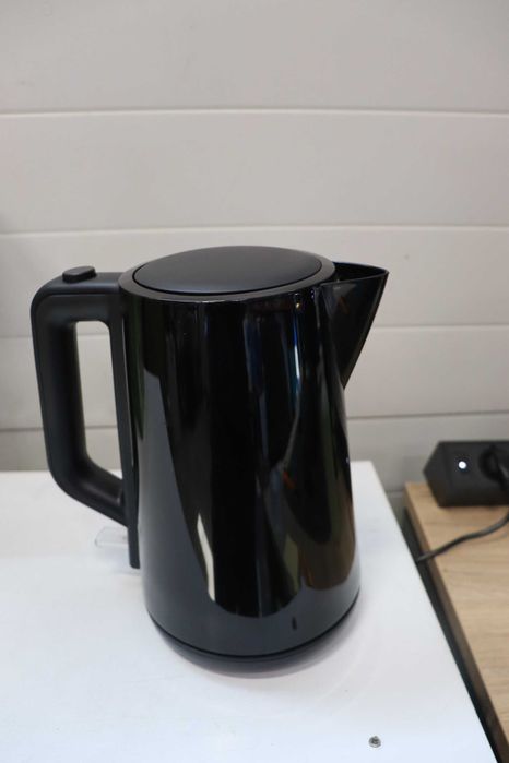 Електрическа кана Philips 1.7L (HD9318/00) Черна