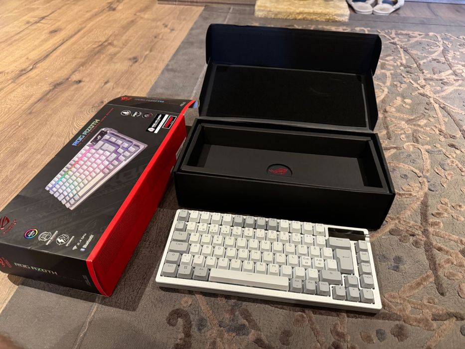 Игровая клавиатура Asus Rog Azoth, 8K Hz