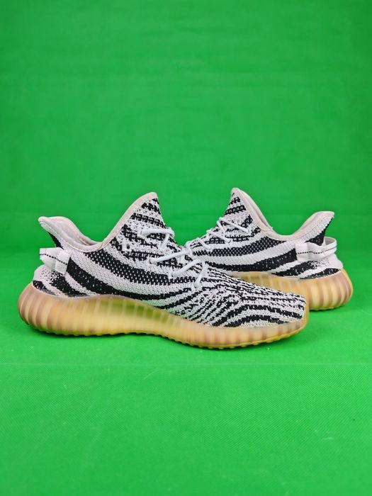 Маратонки adidas yeezy boost 350