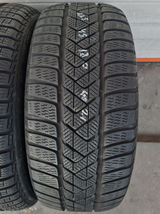 Зимни гуми 2 броя PRELLI SottoZero3 225 45 R18 дот 4021