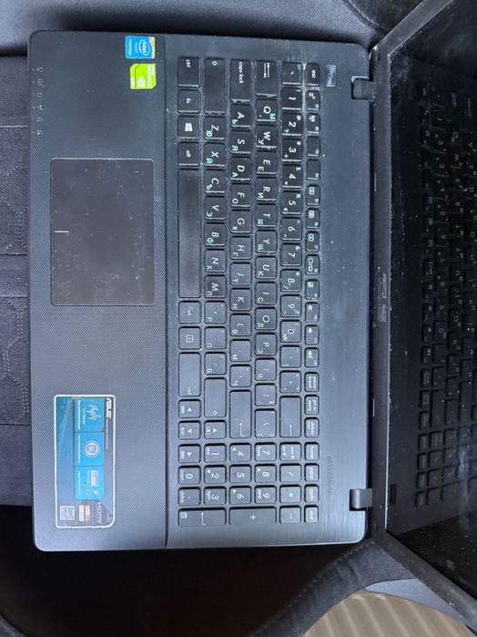 Лаптоп ASUS X552MD