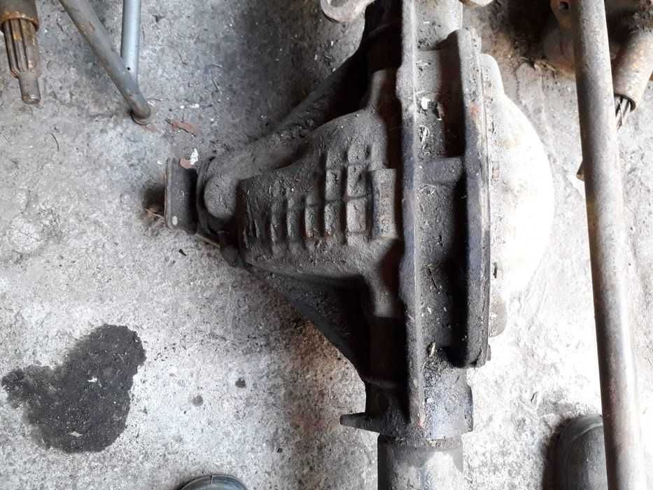 Продам передний мост