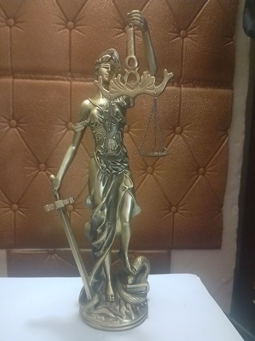 Статуетка Темида-33см