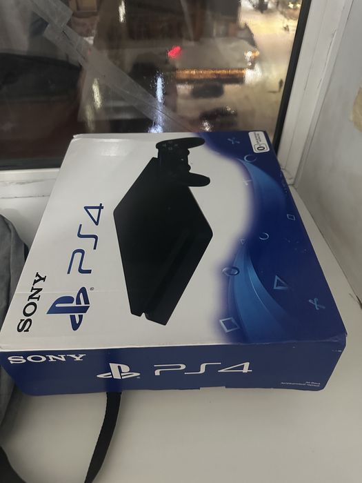 Продам пс 4слим 1тб