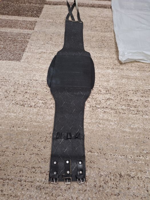 Vând centura (brâu) din piele nefolositmasura minima 107
