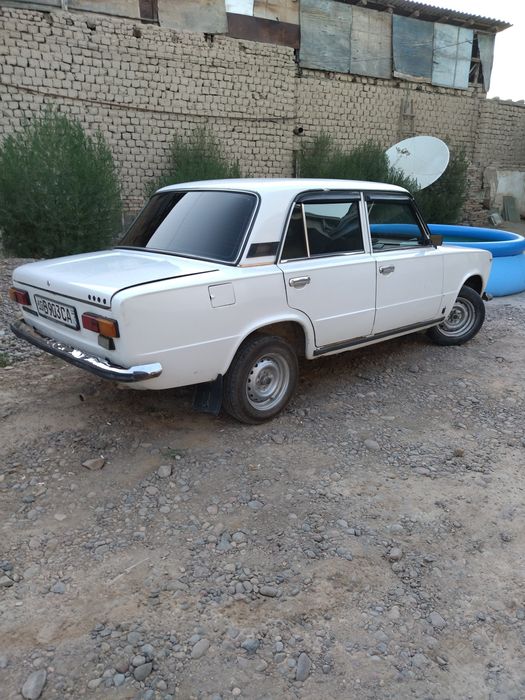 Сотилади Ваз21011