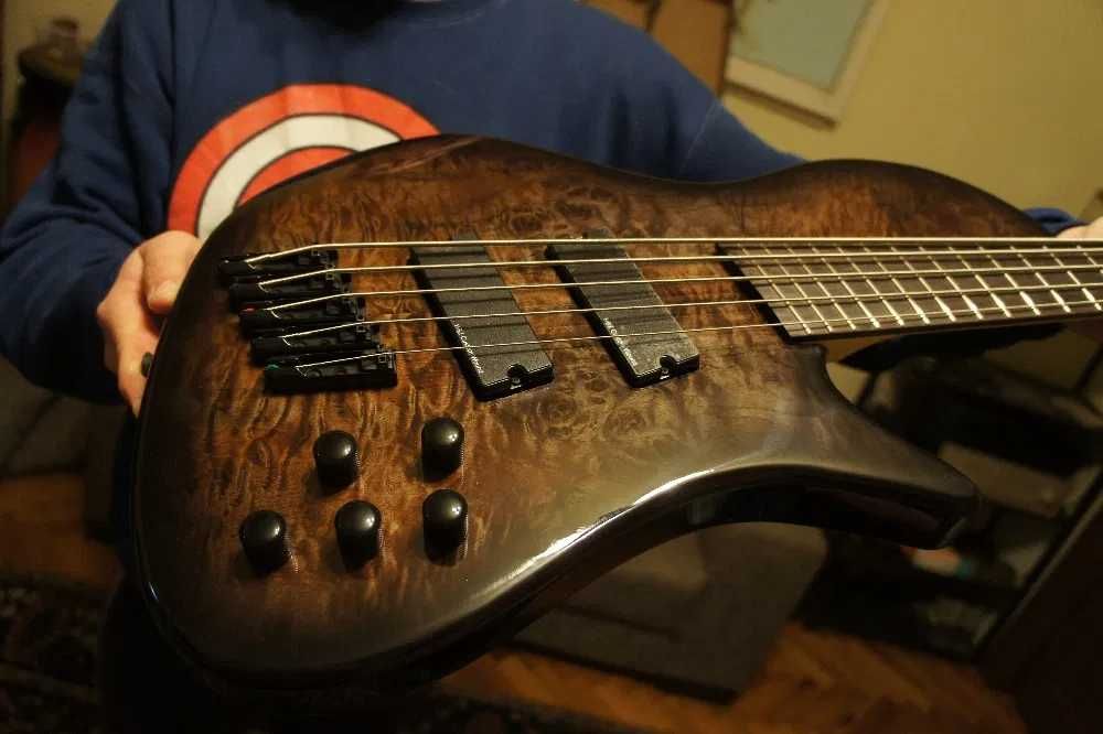 Harley benton outlet fanfret bass