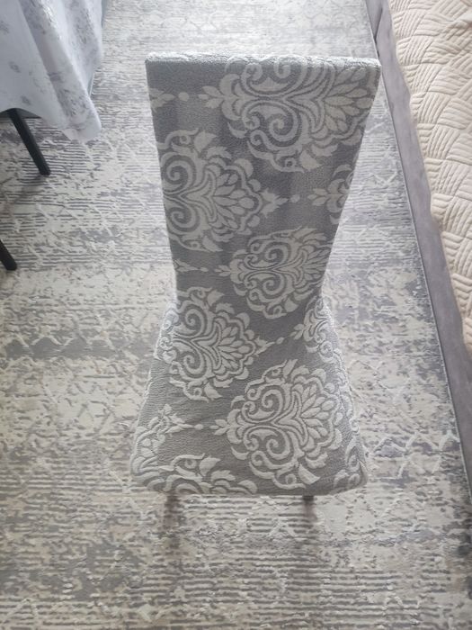 Продал стол обеденный