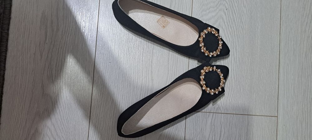 Balerini noi marimea 37