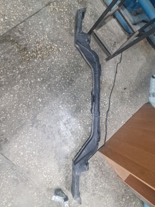 Усилитель бампера sportage