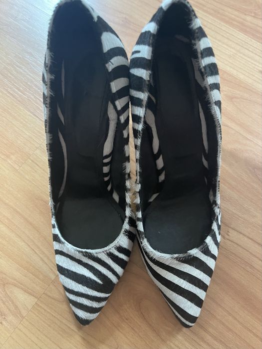 Pantofi piele marimea 39