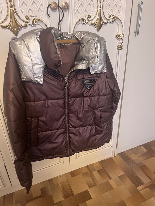 Куртки осенние Продам