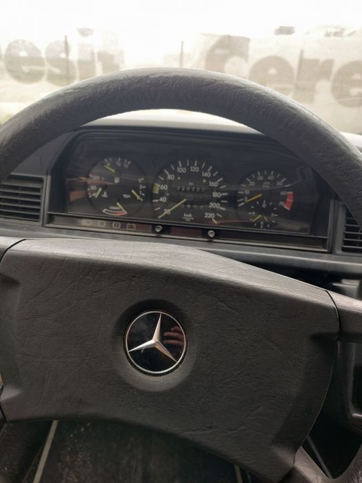 Mercedes Benz 190 Istoric