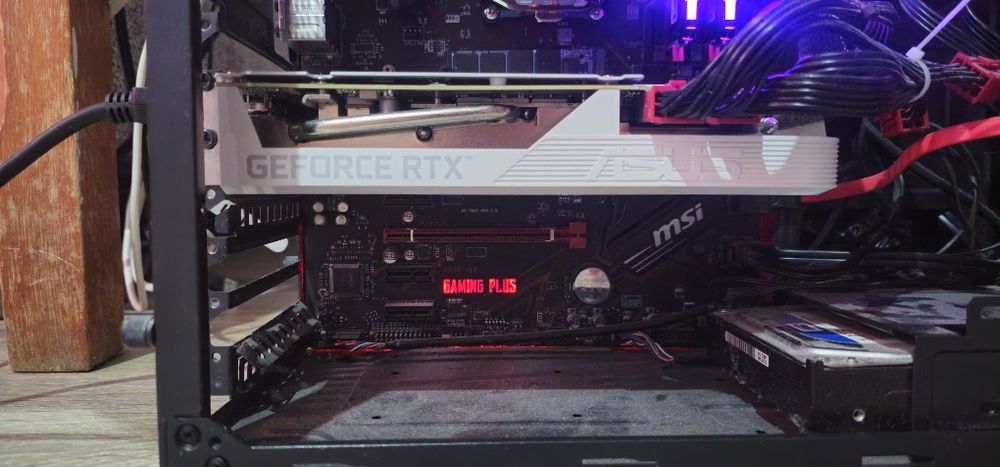 ASUS RTX 3060ti 8gb 256bit