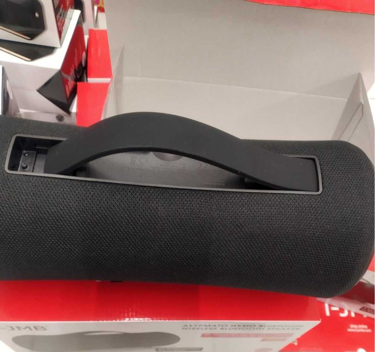 Преносимa Bluetooth , тонколона, usb TF card FM и дълбок бас, 10 вата