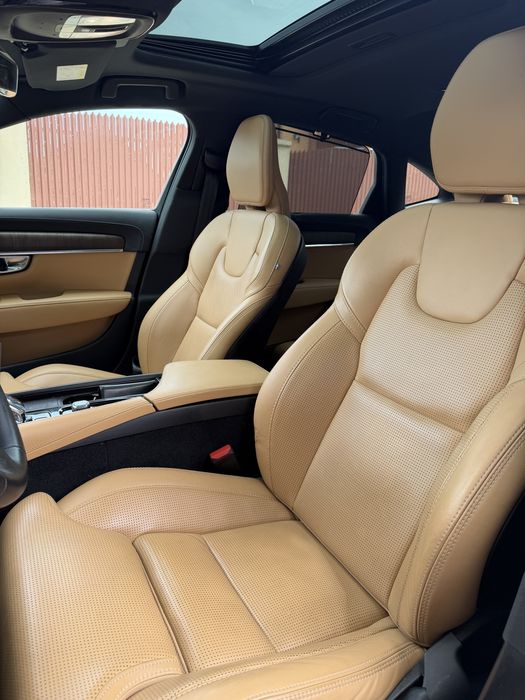 Volvo s90 hybrid  4x4 80.000 km din 2023