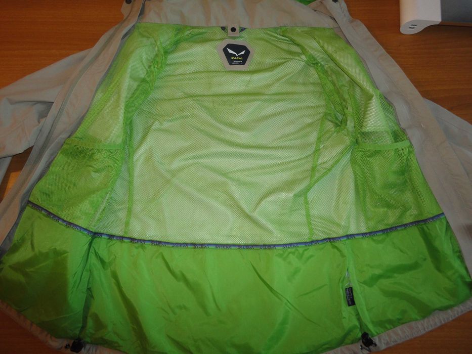 Salewa/S/оригинално дамско яке