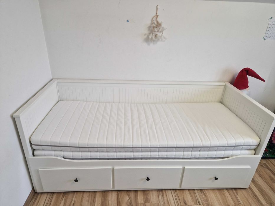 Divan cu 3 sertare si 2 saltele, alb