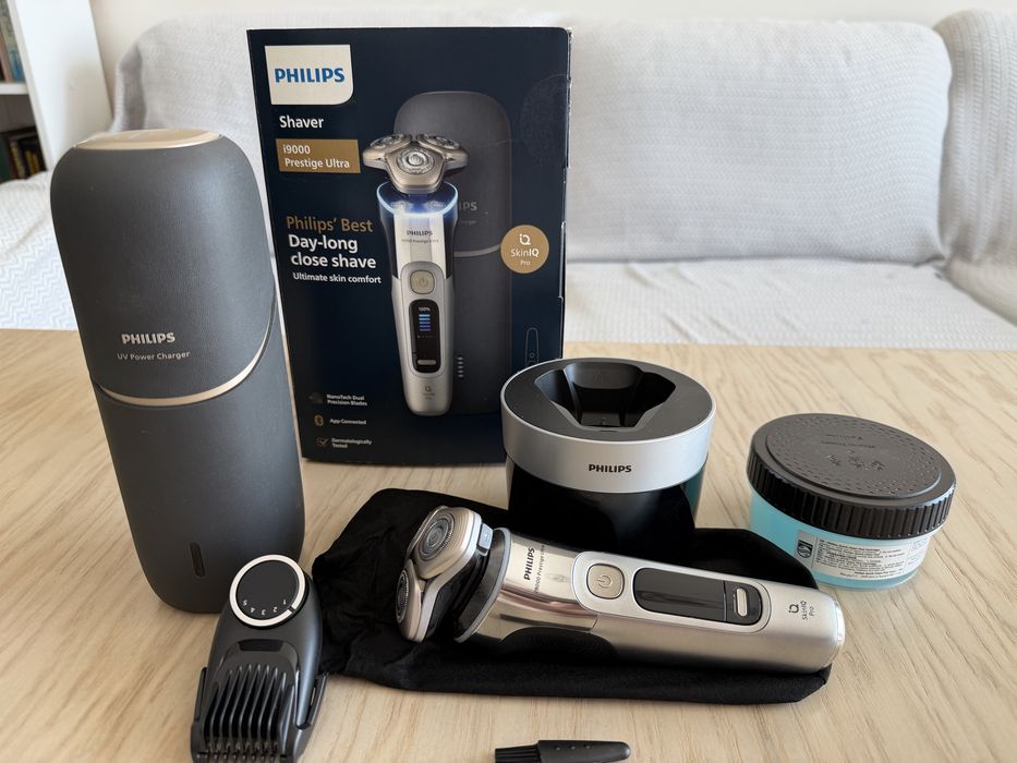 Електрическа самобръсначка Philips i9000 (XP9404/46)