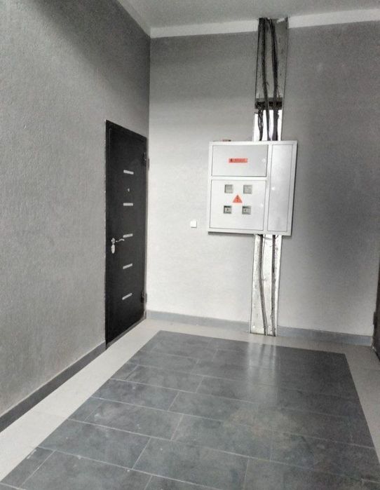 Arenda kvartira uch qaxraman challa qozoqda betonkaga yaqin Srochna