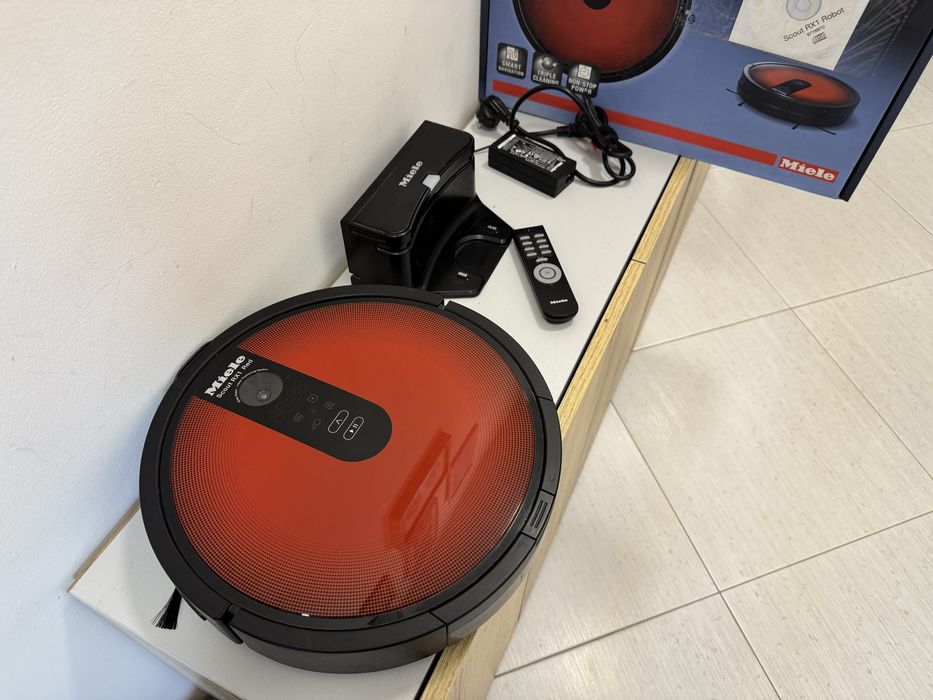 Прахосмукачка- робот Miele Scout RX1 Red