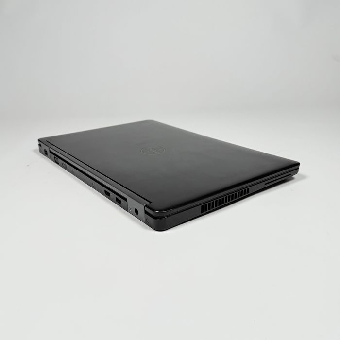 Лаптоп DELL Latitude E5570/i5-6300U/8GB RAM/256GB SSD/Подсветка