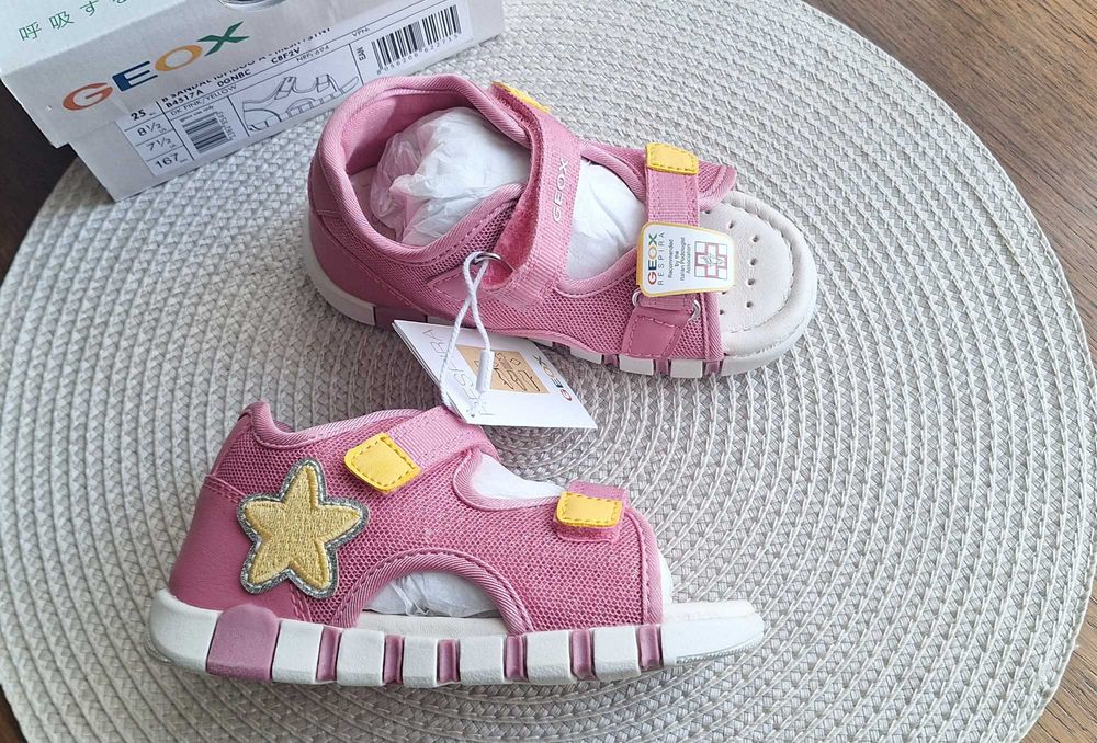 Сандали - чисто нови - Biomecanics и Geox, н. 25