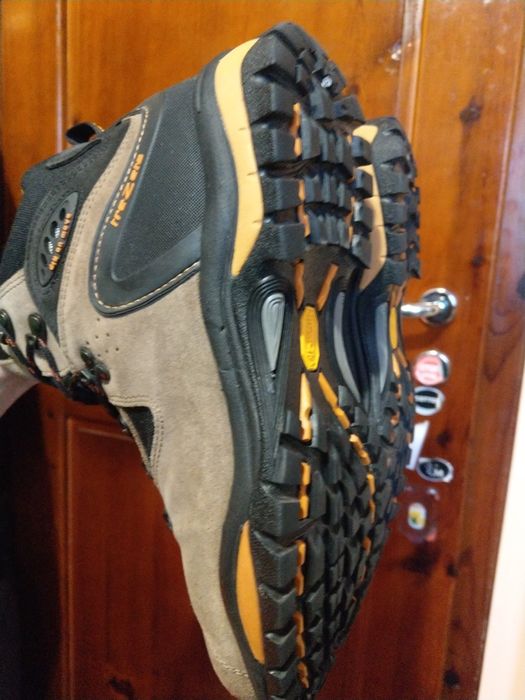 Trezeta 43,5нм. 28,0см.