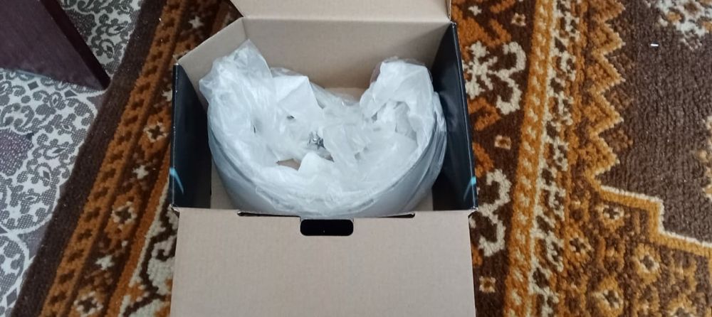 Продам хоккейный визор