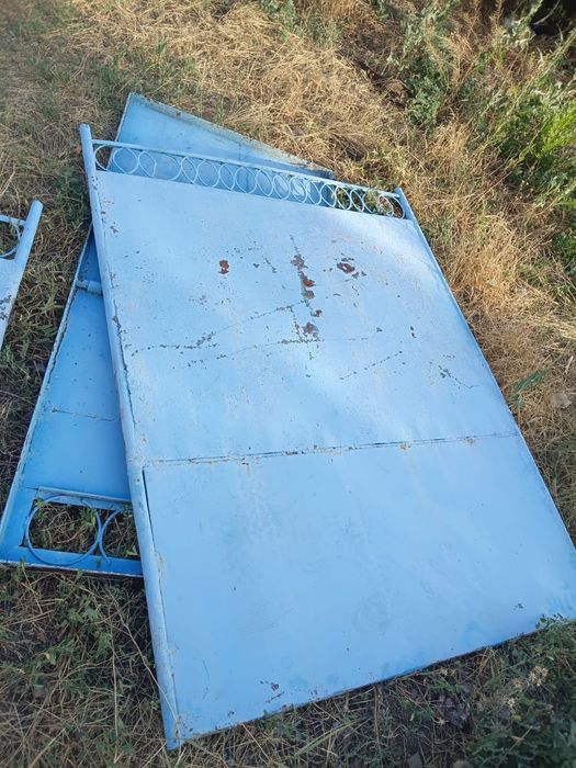 Продам ворота 25000