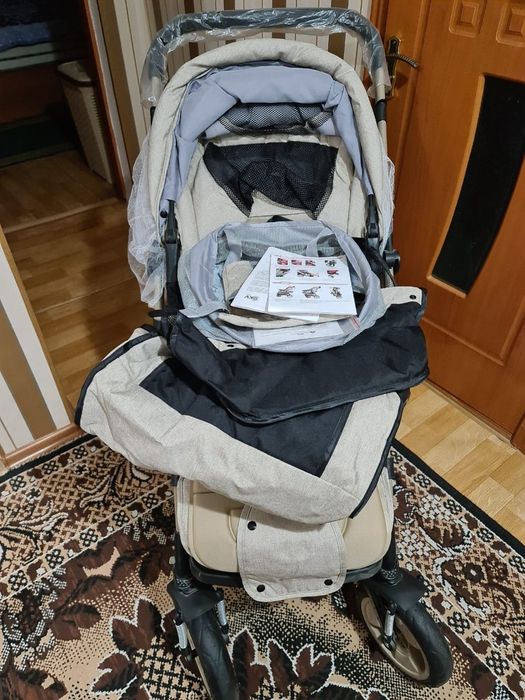 Продам коляску Adil