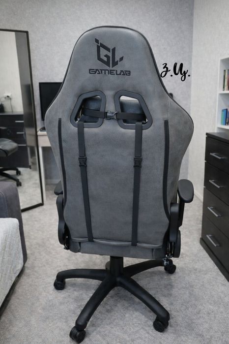 Ергономичен геймърски стол