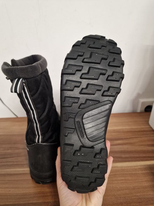 Ghete pentru iarna negre