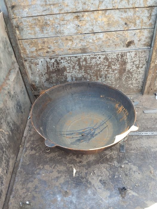 Продам чугунный и алюминевые казаны