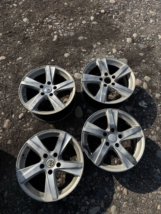 Продам R16 диски на тайота 50