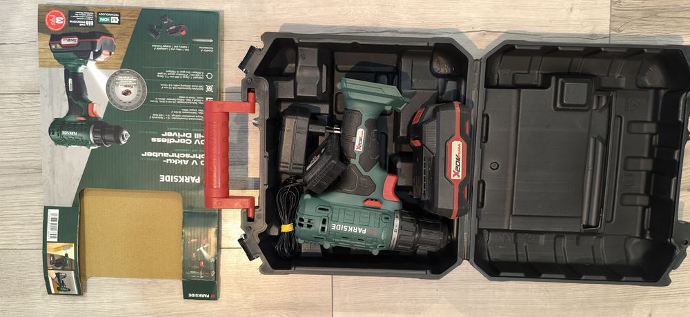 SET UNELTE 2 Masini de gaurit / infiletat + 1 Polizor unghiular