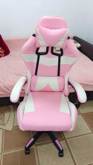 Продам игровое кресло