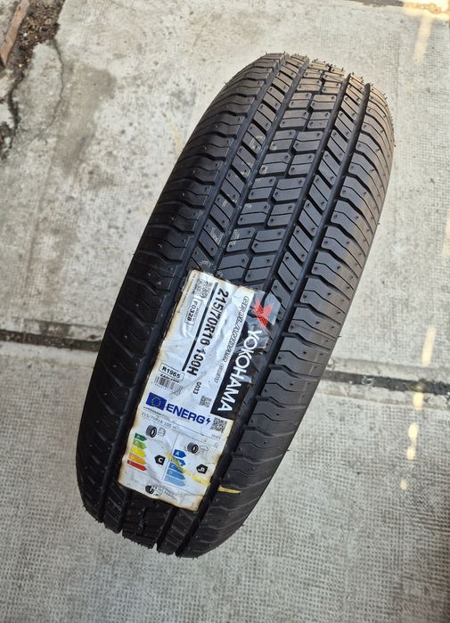 O bucată 215/70 R16 100H Yokohama Geolandar GO33 vară