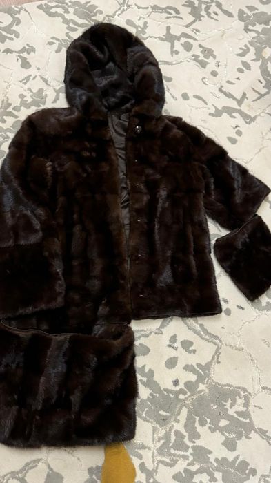 Продам норковую шубу