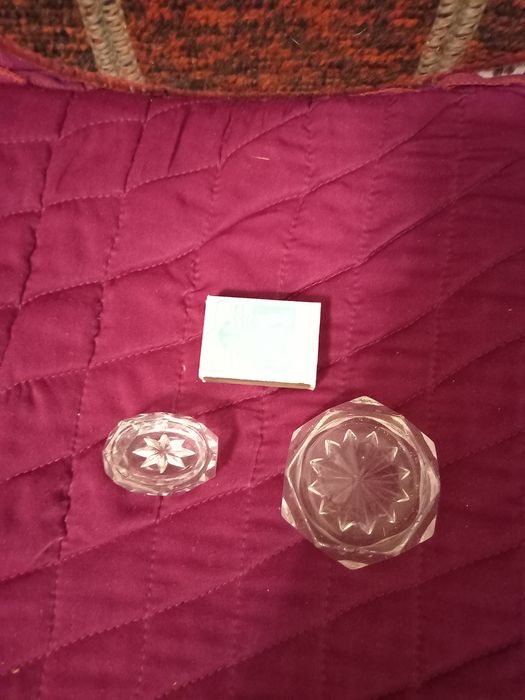 Салатницы, солонки хрустальные и крышки