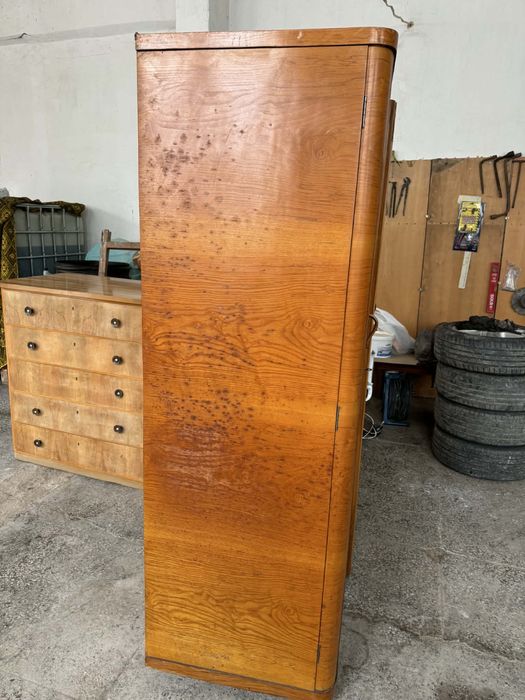 Комплект Гардероб+Скрин от орех от 1959 година