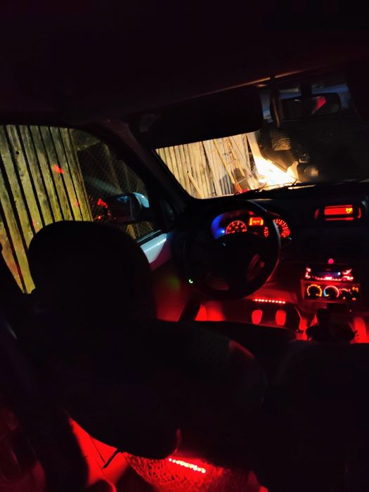 Vând Renault kangoo 4x4 2008 1.6 16v 95cp